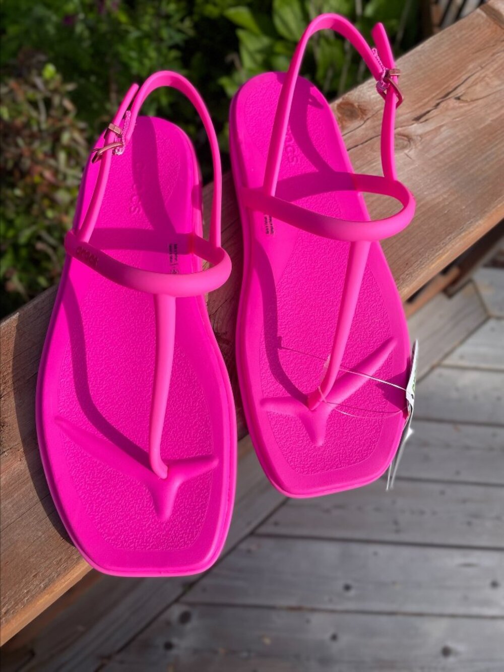 Women’s Hot Pink Slingback Sandals
